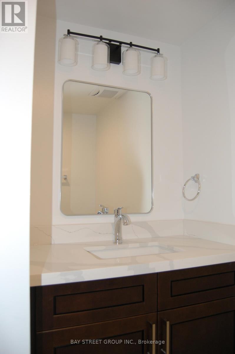 1122 Central Park Boulevard N, Oshawa, Ontario  L1G 7G8 - Photo 16 - E12922112