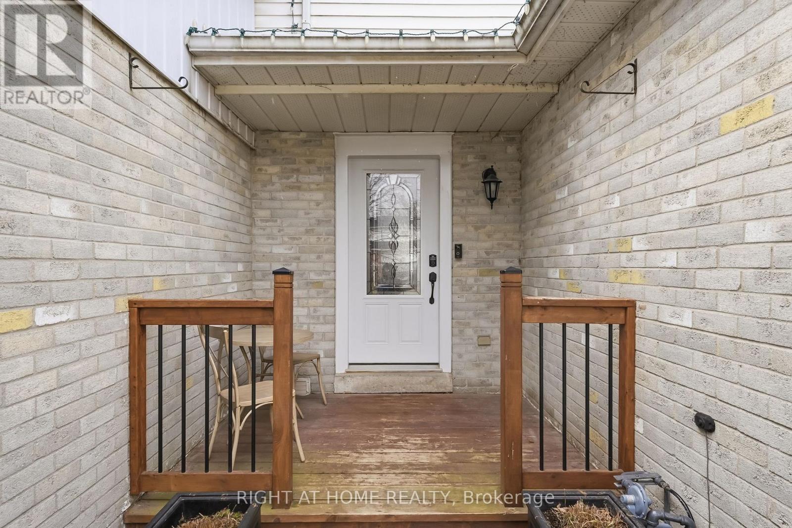 76 Bushford Street, Clarington, Ontario  L1E 2X1 - Photo 3 - E12922120