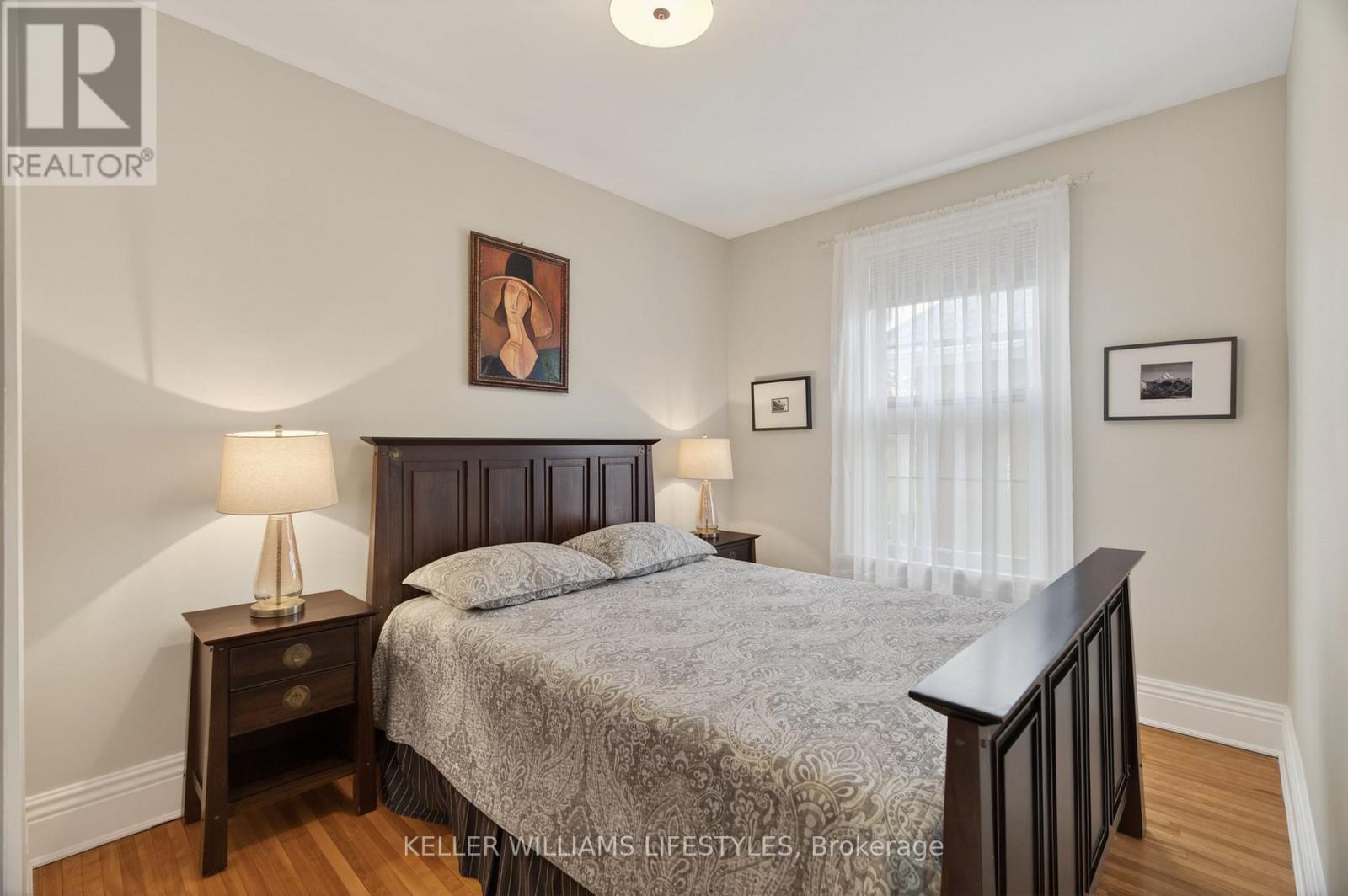 Photo 32 of 48 for 169 Ridout Street S