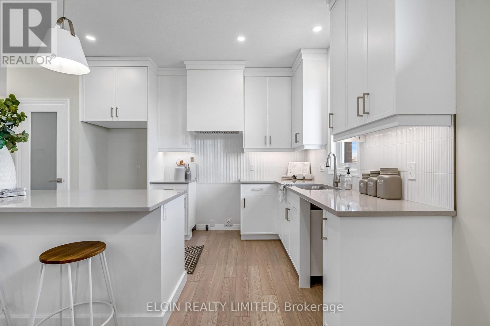 253 Renaissance Drive, St. Thomas, Ontario  N5R 0P9 - Photo 11 - X12766914