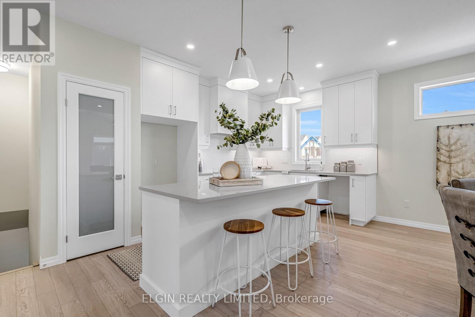 253 Renaissance Drive, St. Thomas, Ontario  N5R 0P9 - Photo 9 - X12766914