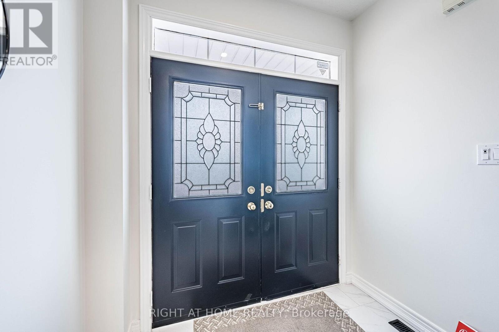 47 Kimono Crescent, Richmond Hill, Ontario  L4S 1X5 - Photo 3 - N12922110