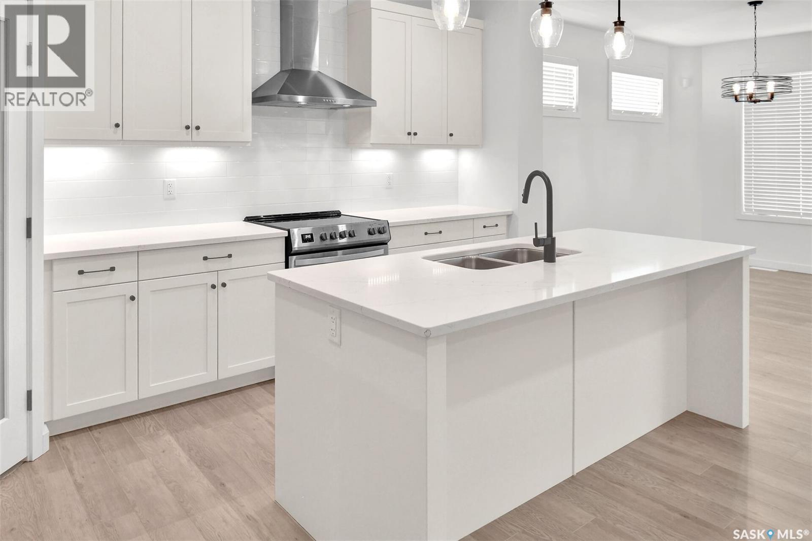 104 Forsey Avenue, Saskatoon, Saskatchewan  S7W 1C8 - Photo 3 - SK031127