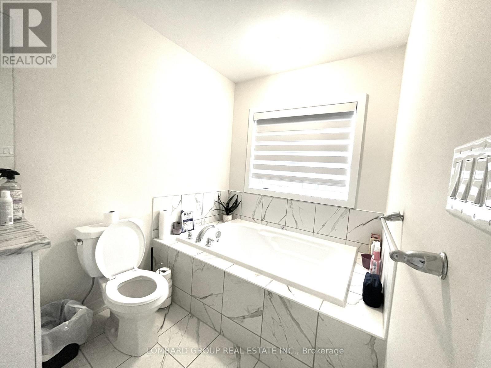 142 Lilac Circle, Haldimand, Ontario  N3W 0H7 - Photo 15 - X12922108