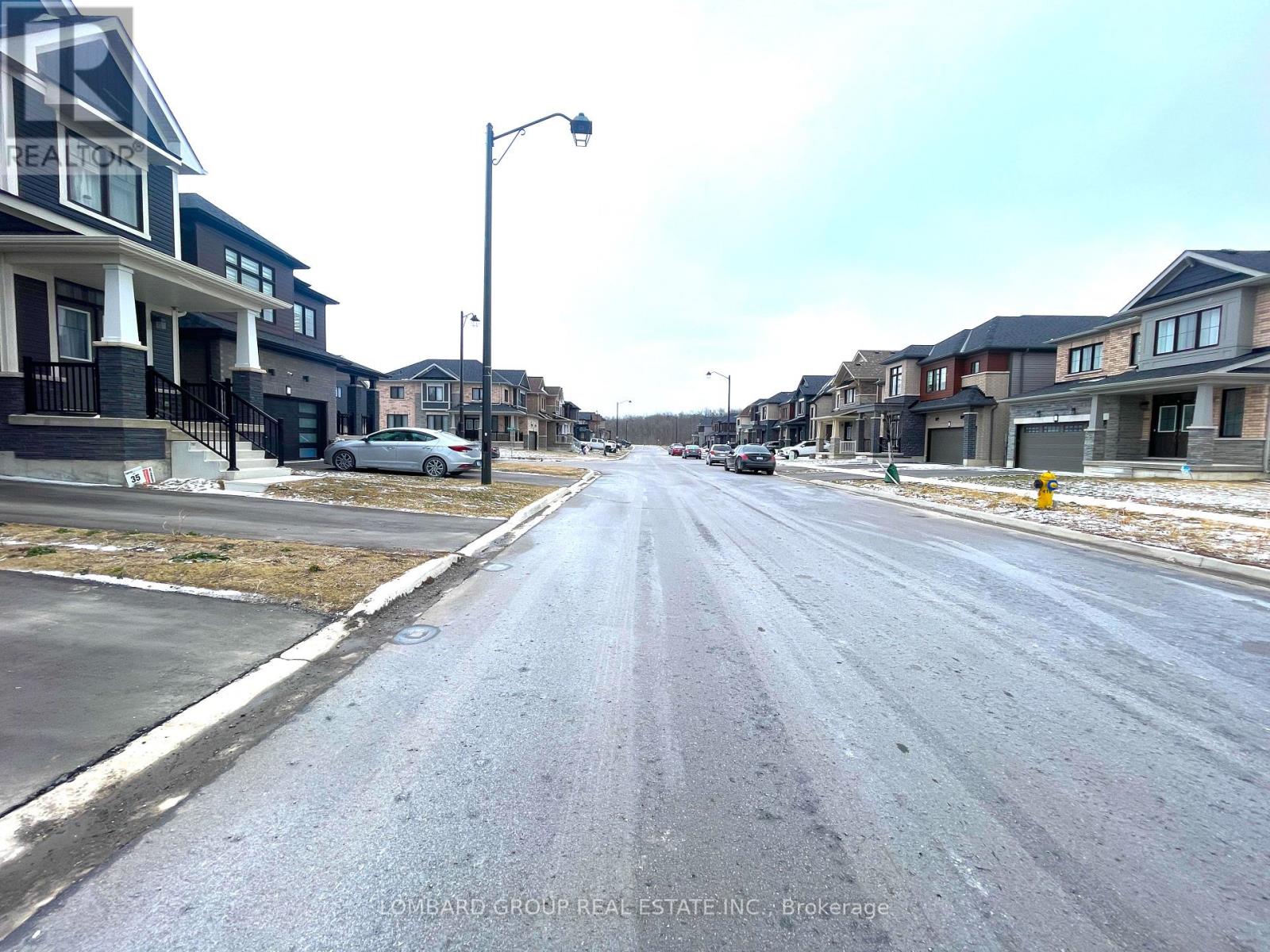 142 Lilac Circle, Haldimand, Ontario  N3W 0H7 - Photo 21 - X12922108