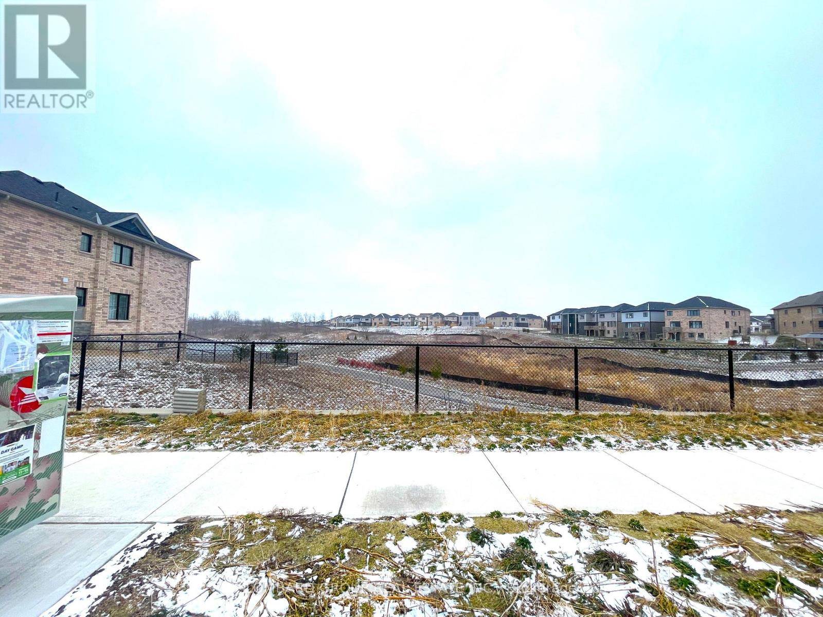 142 Lilac Circle, Haldimand, Ontario  N3W 0H7 - Photo 23 - X12922108