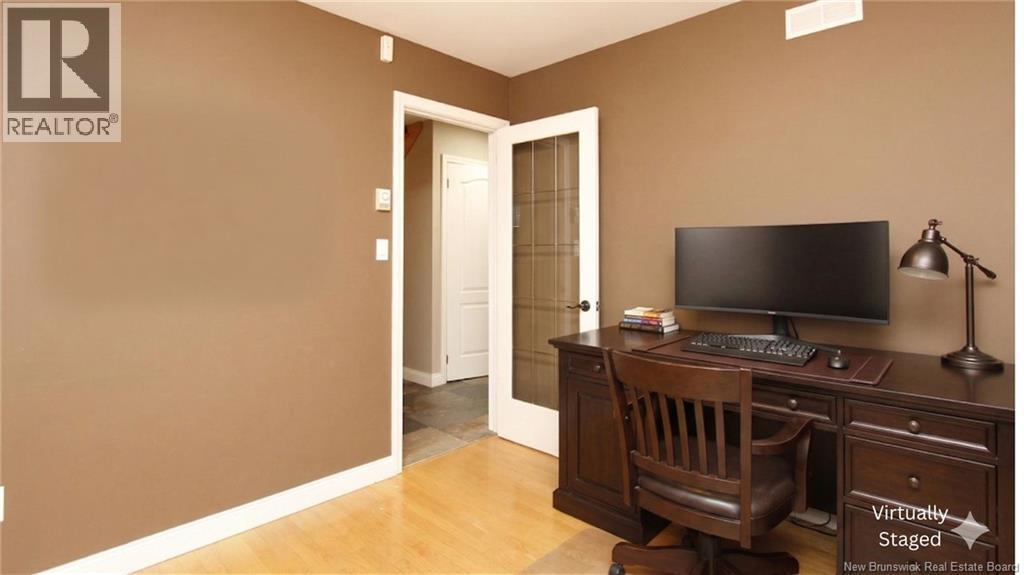 131 Wiggins Drive, Fredericton, New Brunswick  E3A 5N7 - Photo 3 - NB134484