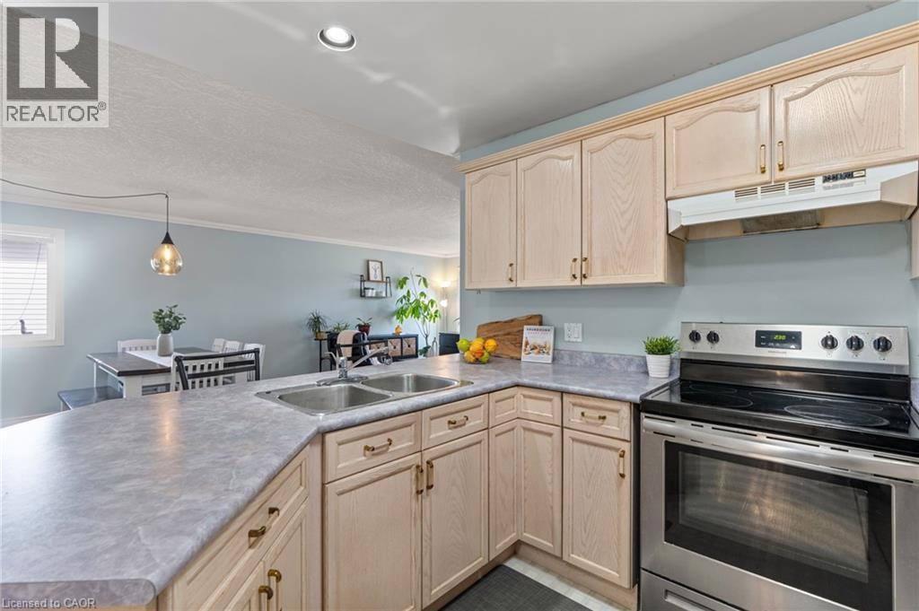 28 Gemmell Court, Stratford, Ontario  N5A 7W9 - Photo 19 - 40813772