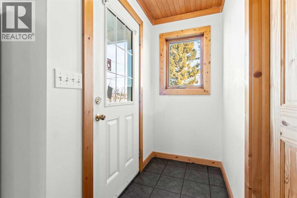 2018 24 Avenue, Didsbury, Alberta  T0M 0W0 - Photo 20 - A2282500