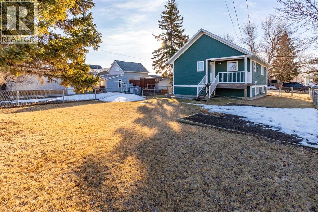 2018 24 Avenue, Didsbury, Alberta  T0M 0W0 - Photo 42 - A2282500