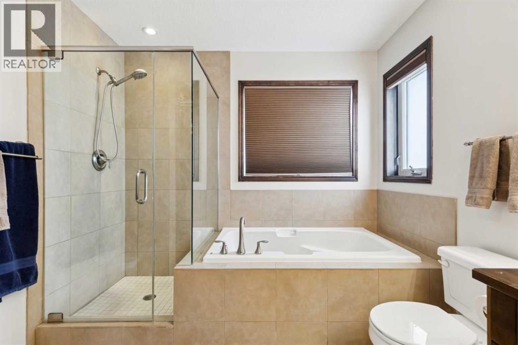 69 Elgin Meadows Manor Se, Calgary, Alberta  T2Z 0S1 - Photo 20 - A2294695