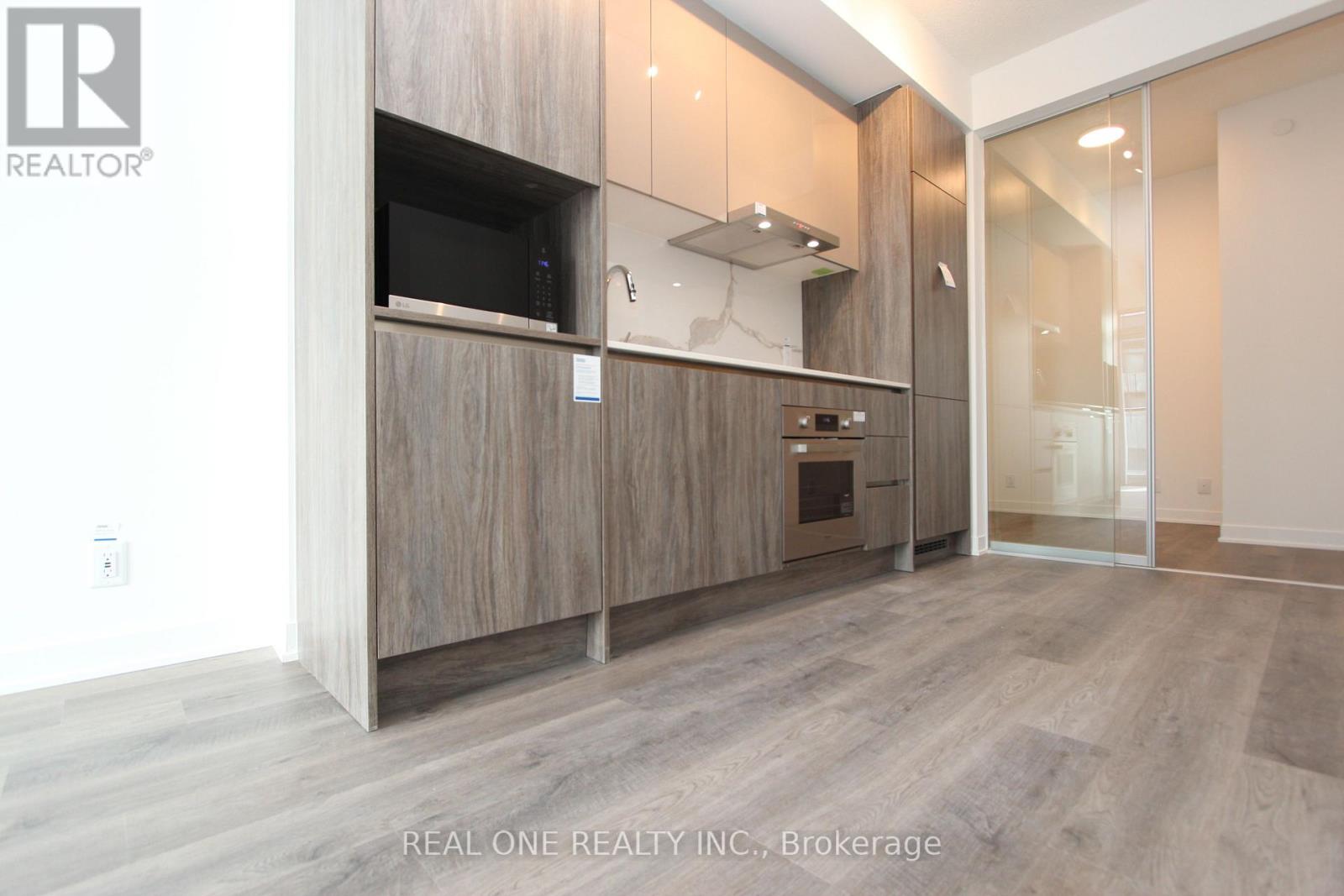 3307 - 180 FRONT STREET E, Toronto, Ontario