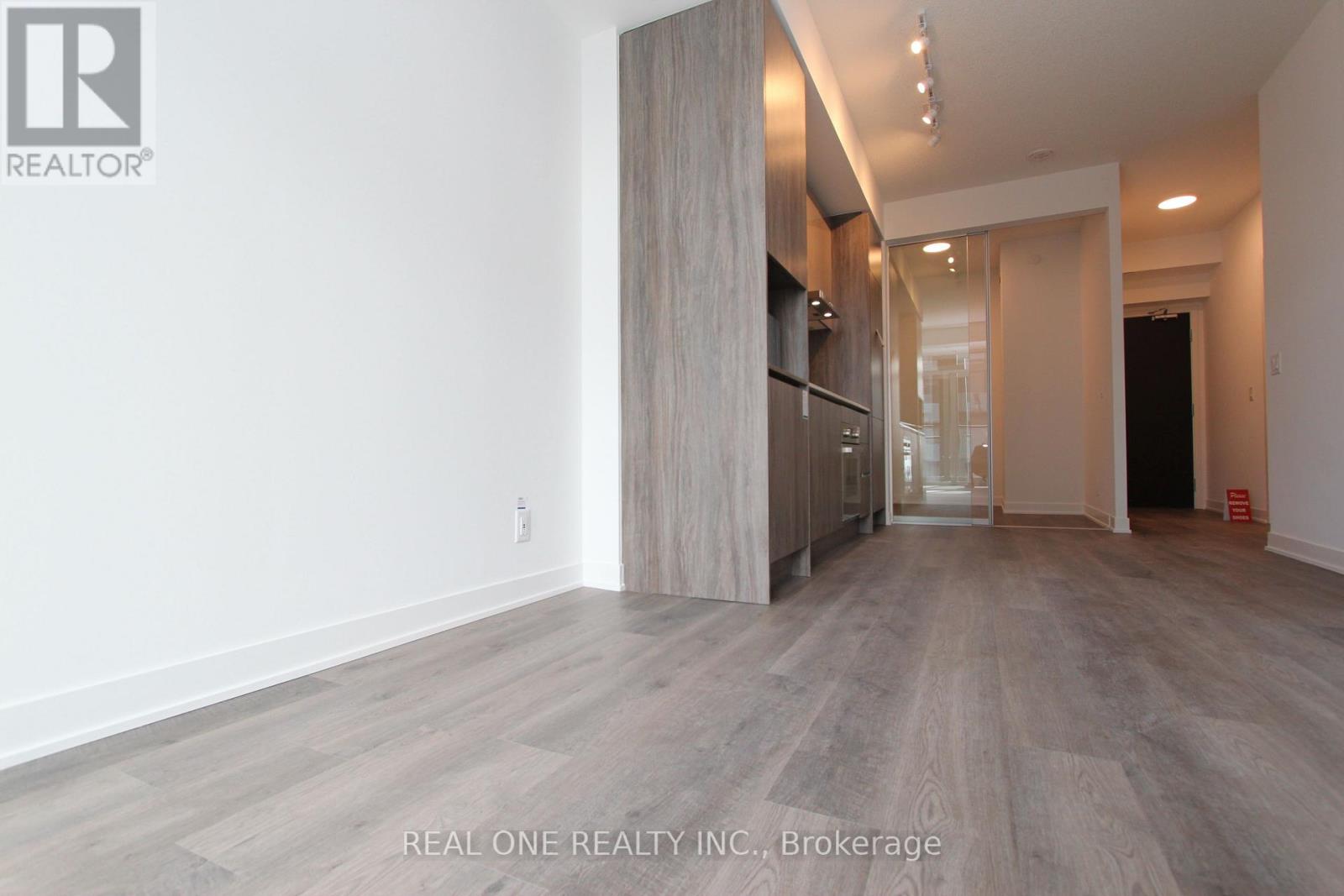 3307 - 180 Front Street E, Toronto, Ontario  M5A 0A9 - Photo 14 - C12922142