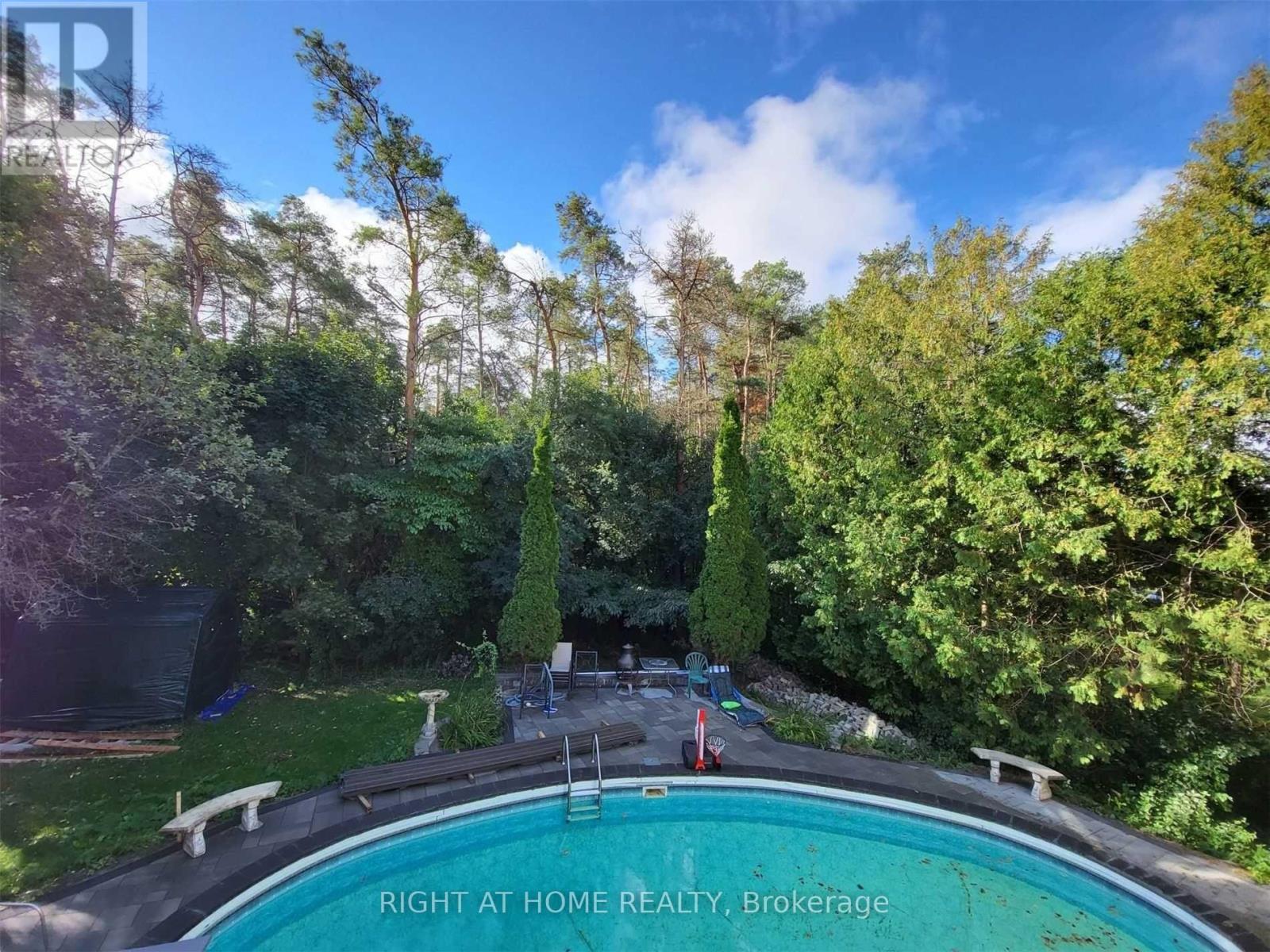 Unit#1 - 5 Black Willow Court, Richmond Hill, Ontario L4E 2M7 - Photo 2 - N12922140