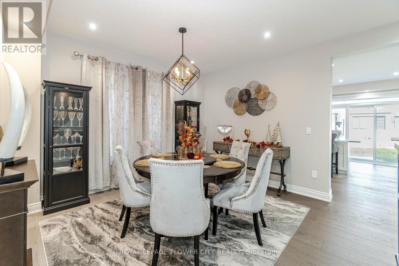 8 Ixworth Circle, Brampton, Ontario  L6Y 6J8 - Photo 13 - W12920998