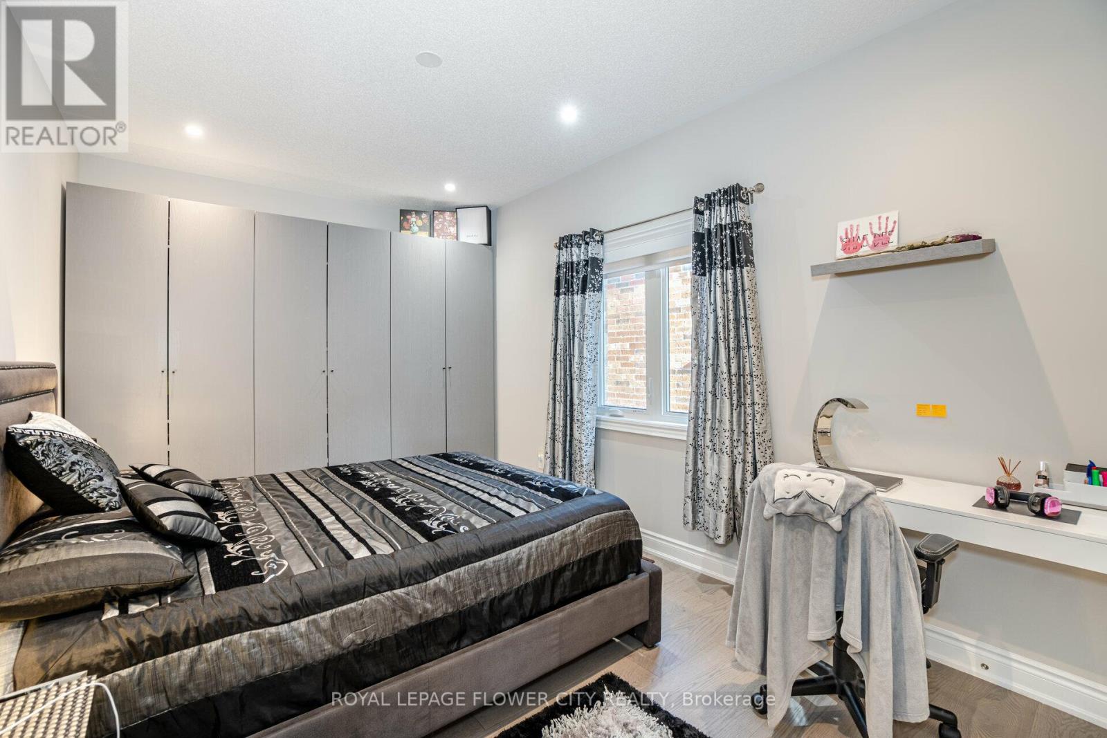 8 Ixworth Circle, Brampton, Ontario  L6Y 6J8 - Photo 37 - W12920998