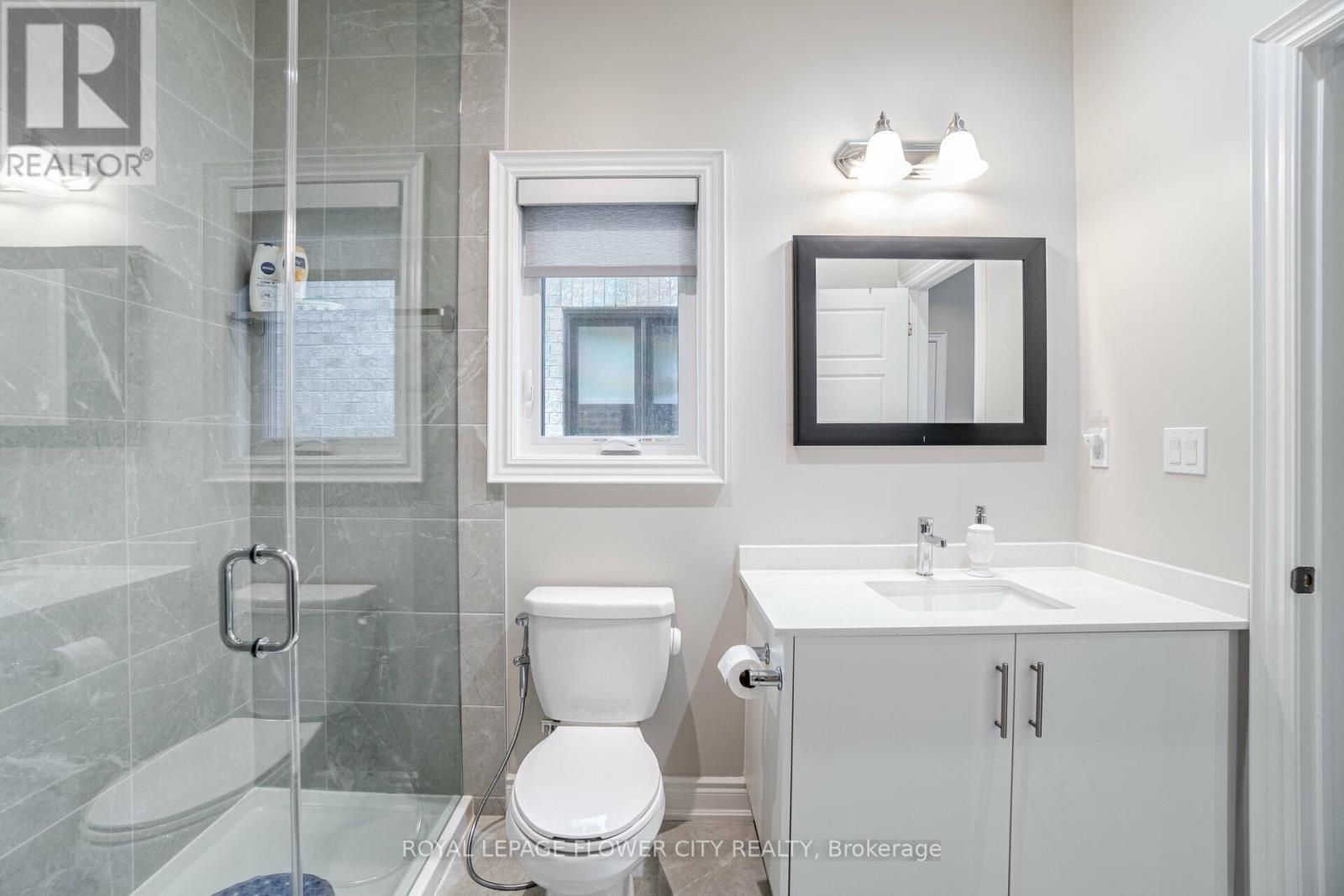 8 Ixworth Circle, Brampton, Ontario  L6Y 6J8 - Photo 43 - W12920998