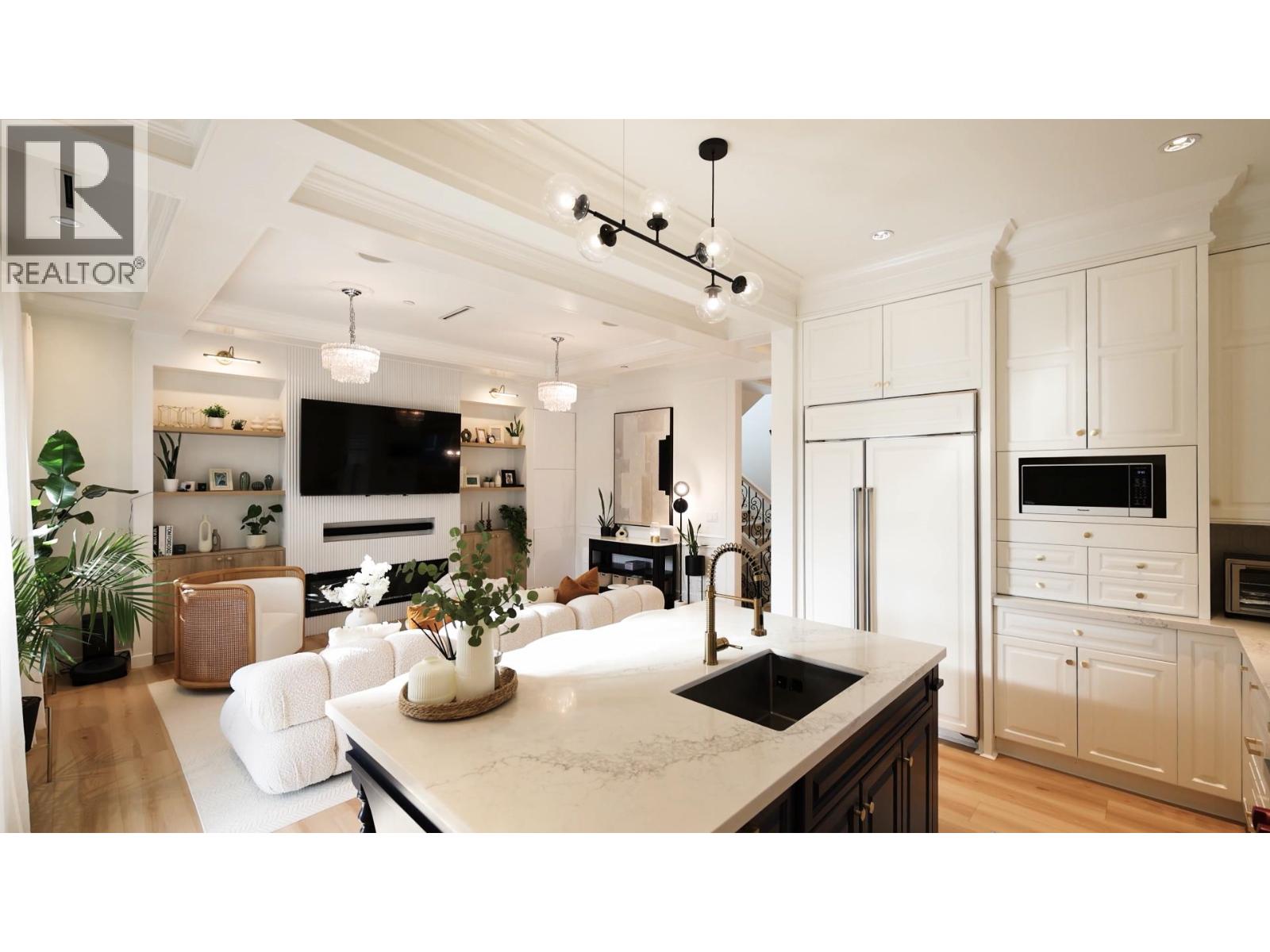 7588 Osler Street, Vancouver, British Columbia V6P 4C7 - Photo 1 - R3099932