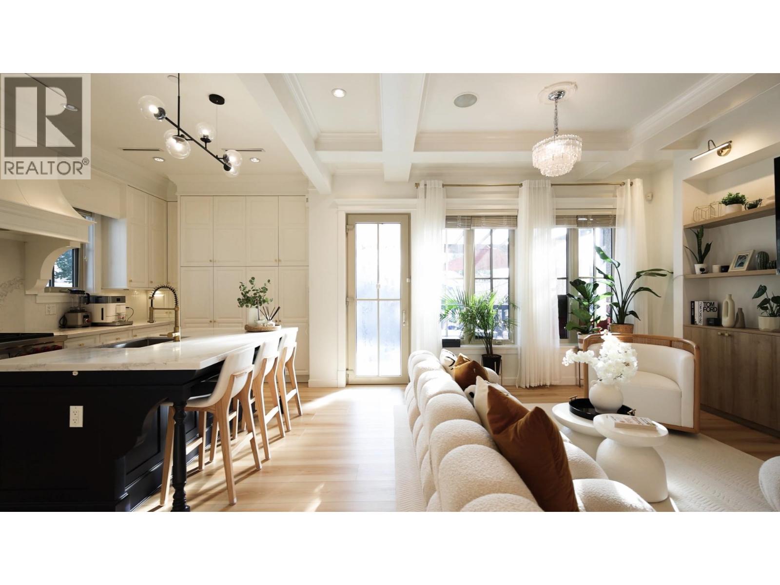 7588 Osler Street, Vancouver, British Columbia V6P 4C7 - Photo 2 - R3099932