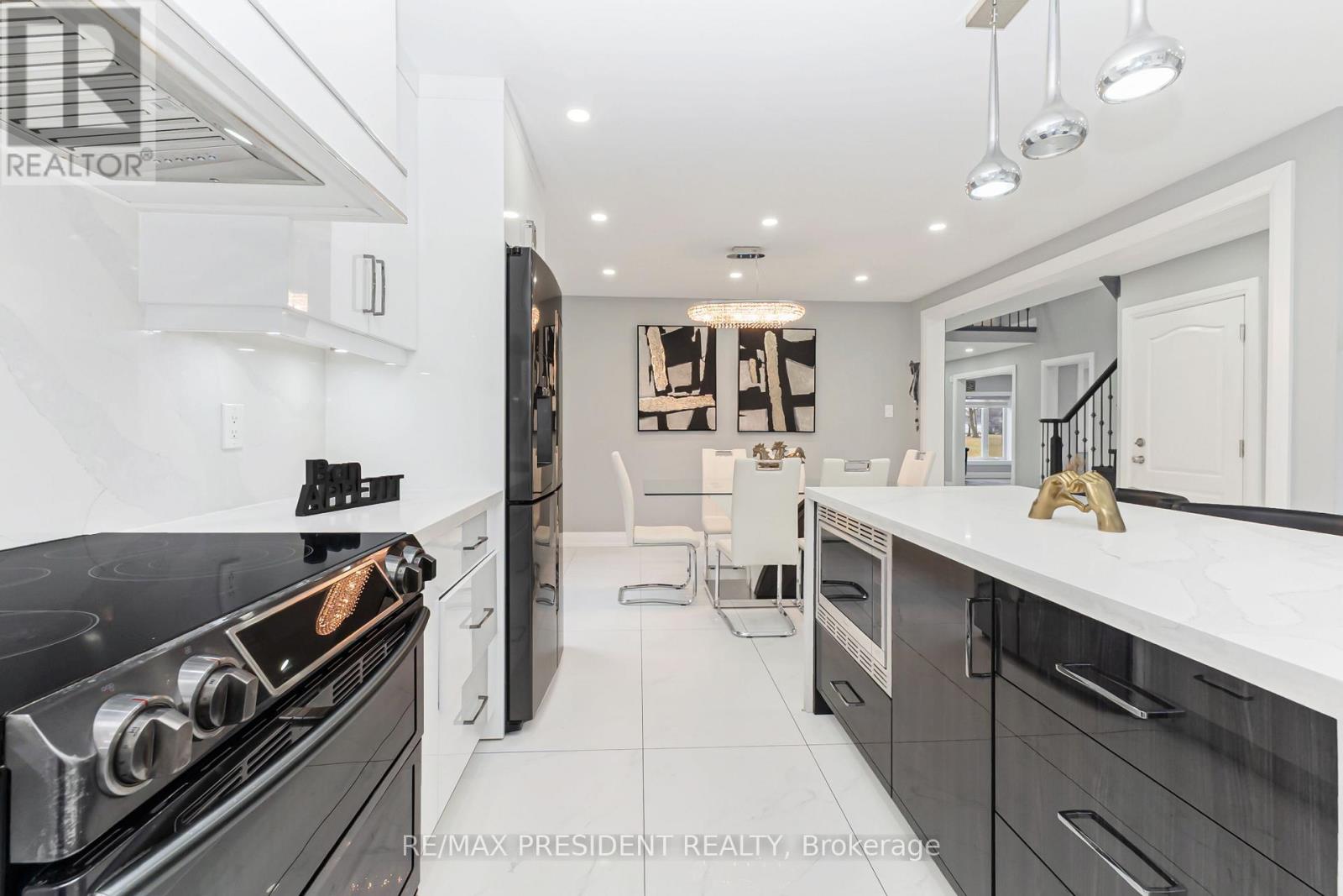 212 Wedgewood Drive, Cambridge, Ontario  N1S 4P8 - Photo 21 - X12922144