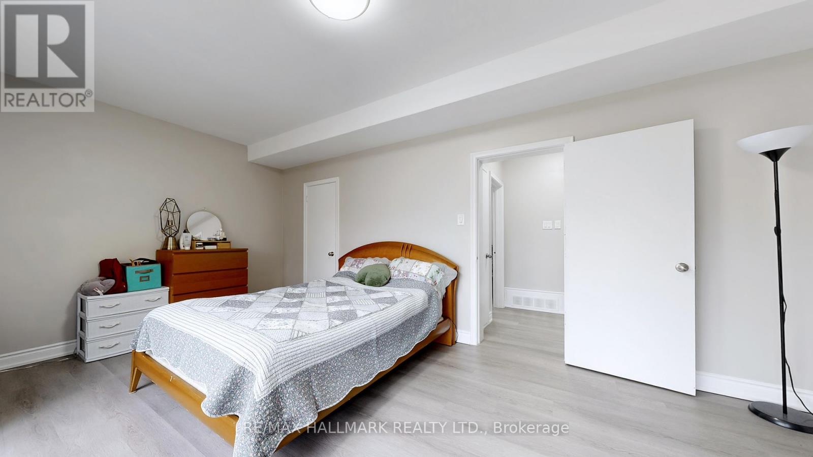 27 Benleigh Drive, Toronto, Ontario  M1H 1J1 - Photo 24 - E12922096