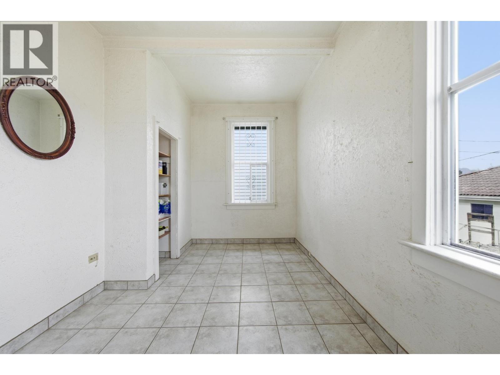 3521 Triumph Street, Vancouver, British Columbia  V5K 1V2 - Photo 12 - R3103543