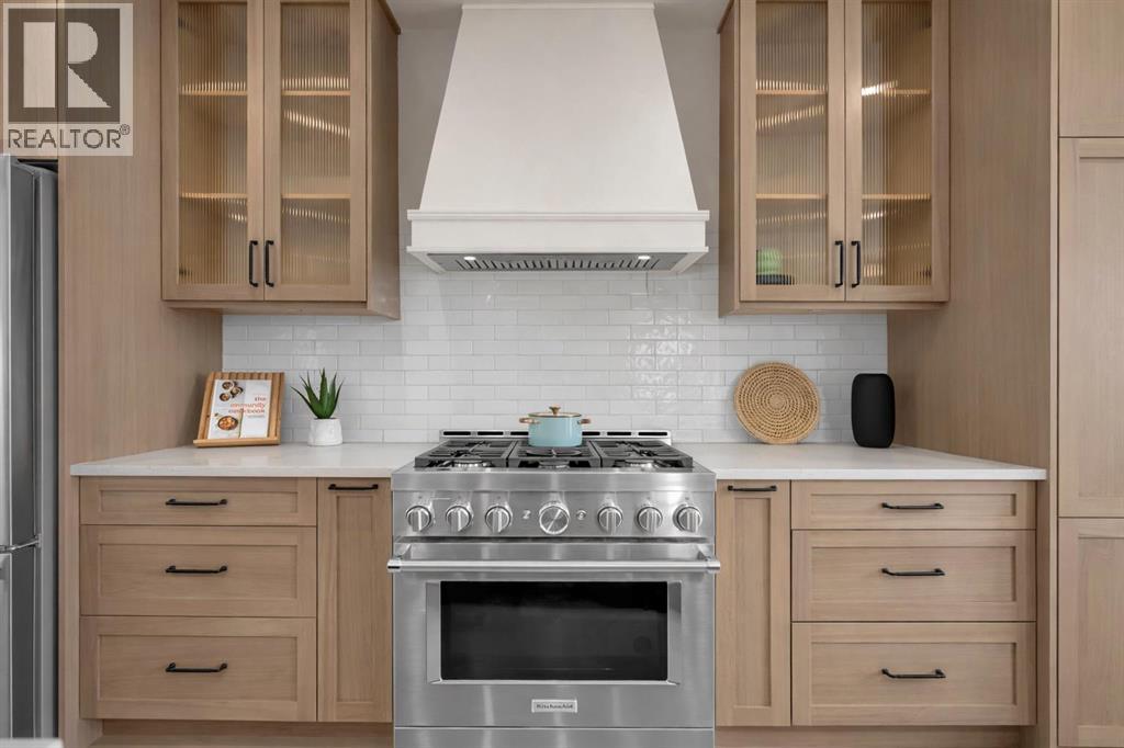 8140 47 Avenue NW, Calgary, Alberta  T3B 1Z5 - Photo 5 - A2288084