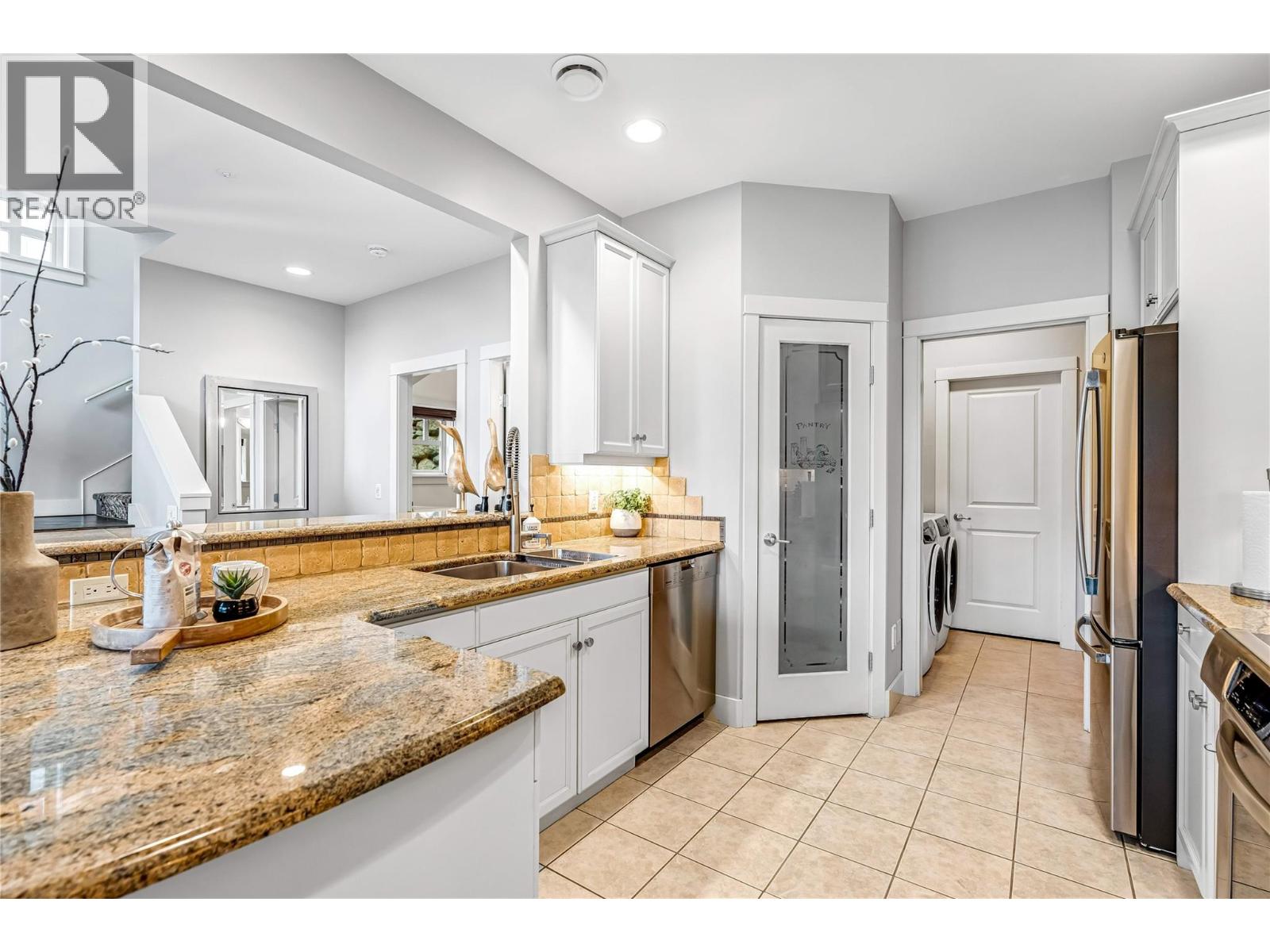 420 Niblick Court, Vernon, British Columbia  V1H 1V6 - Photo 13 - 10375151