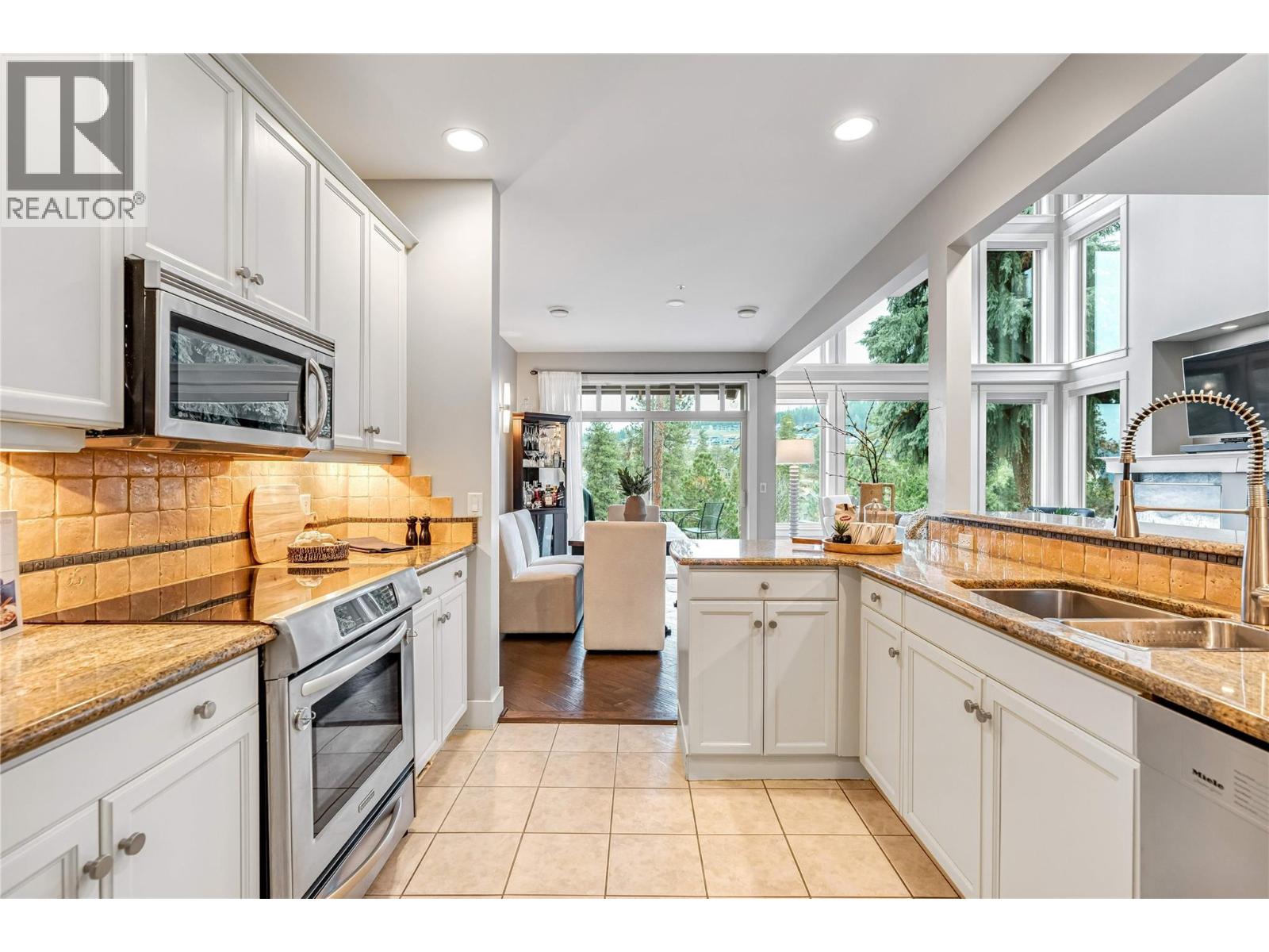 420 Niblick Court, Vernon, British Columbia  V1H 1V6 - Photo 16 - 10375151