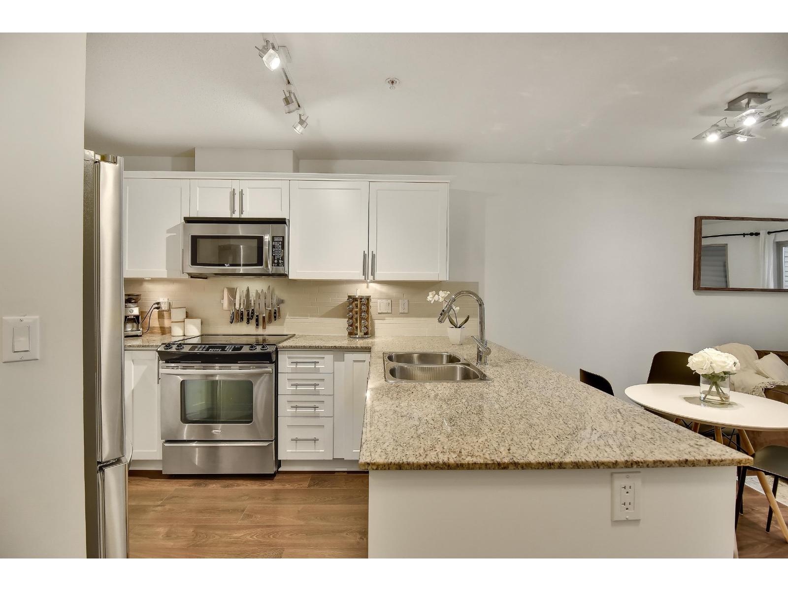 402 8915 202 Street, Langley, British Columbia  V1M 0B5 - Photo 12 - R3090161