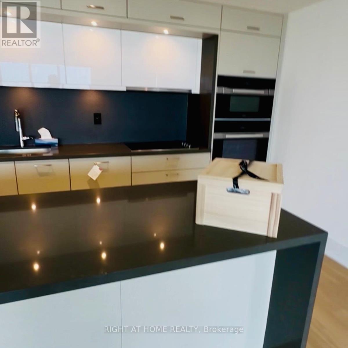 606 - 155 Merchants' Wharf, Toronto, Ontario  M5A 0Y4 - Photo 15 - C12922156