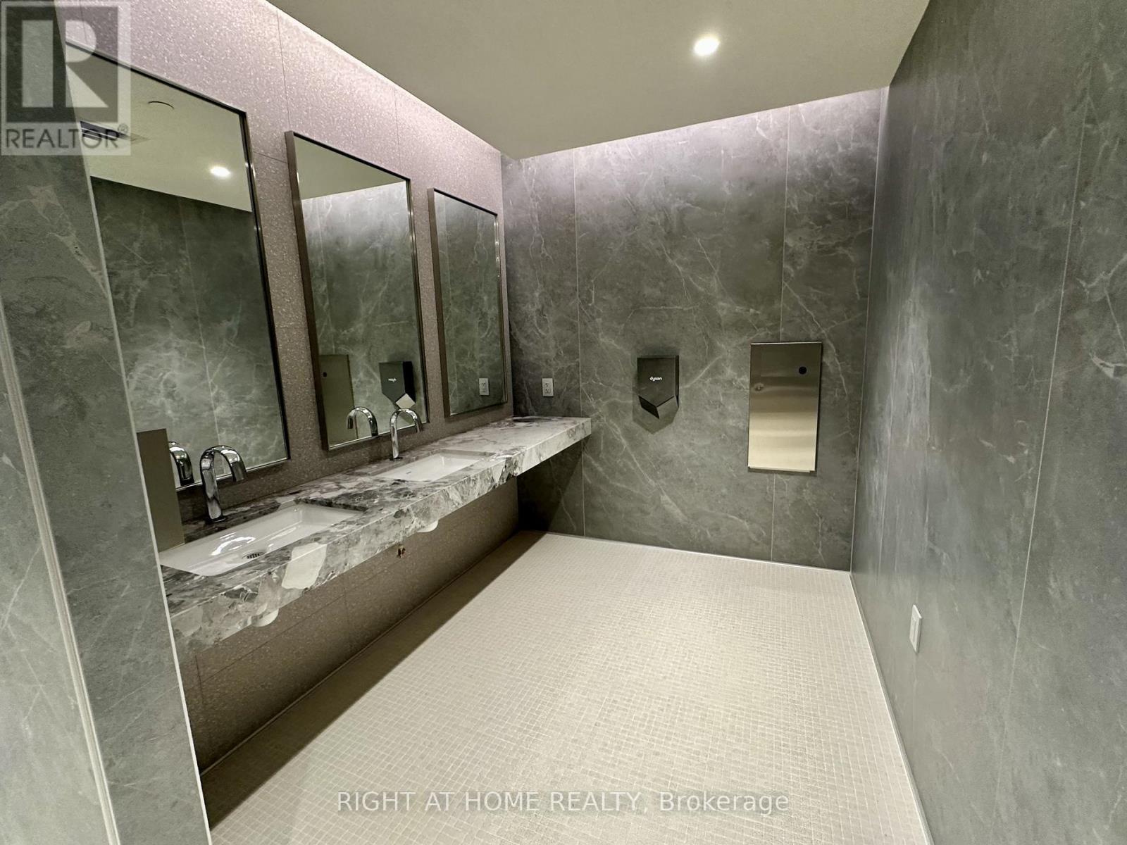 606 - 155 Merchants' Wharf, Toronto, Ontario  M5A 0Y4 - Photo 31 - C12922156