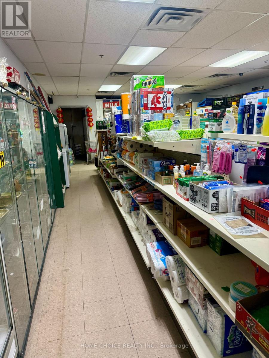 4 - 130 Bell Farm Road, Barrie, Ontario  L4M 6J4 - Photo 2 - S12922160