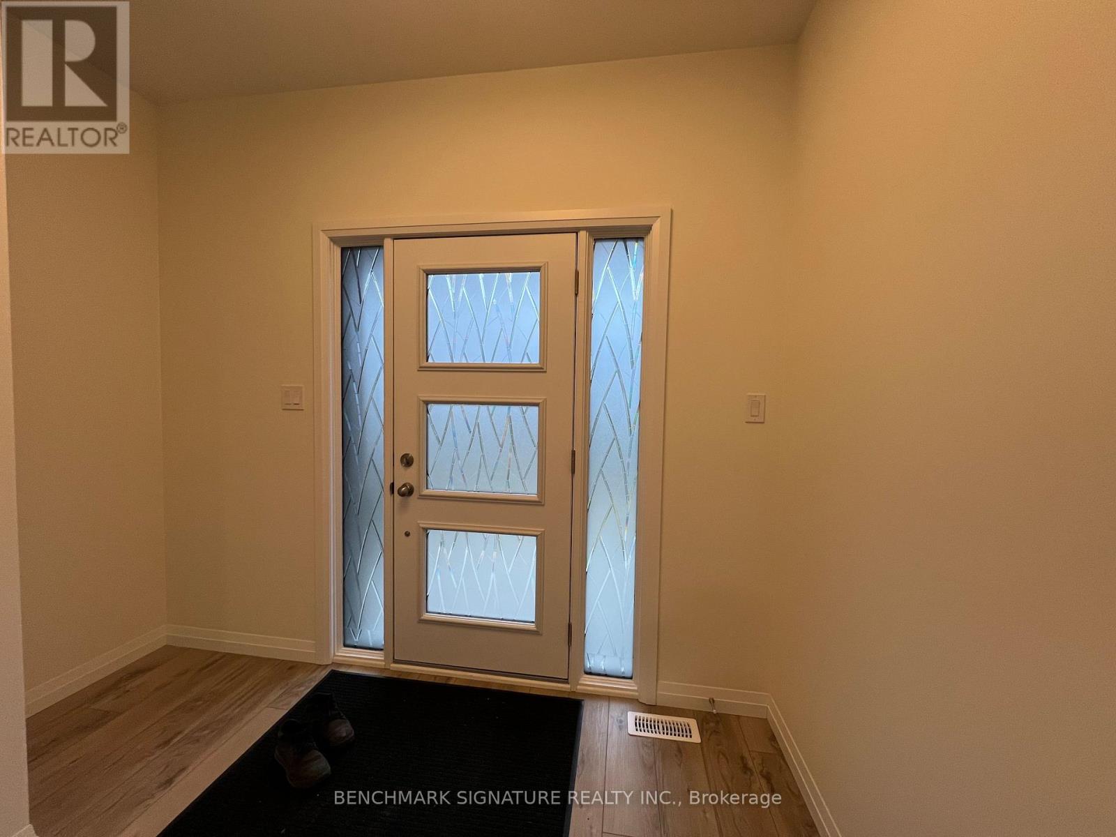 6 PAINTED SKIMMER PLACE, Norfolk, Ontario