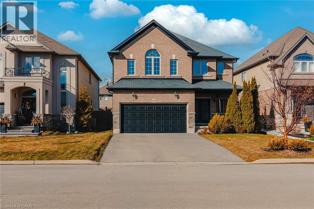 100 GARINGER Crescent, Hamilton, Ontario