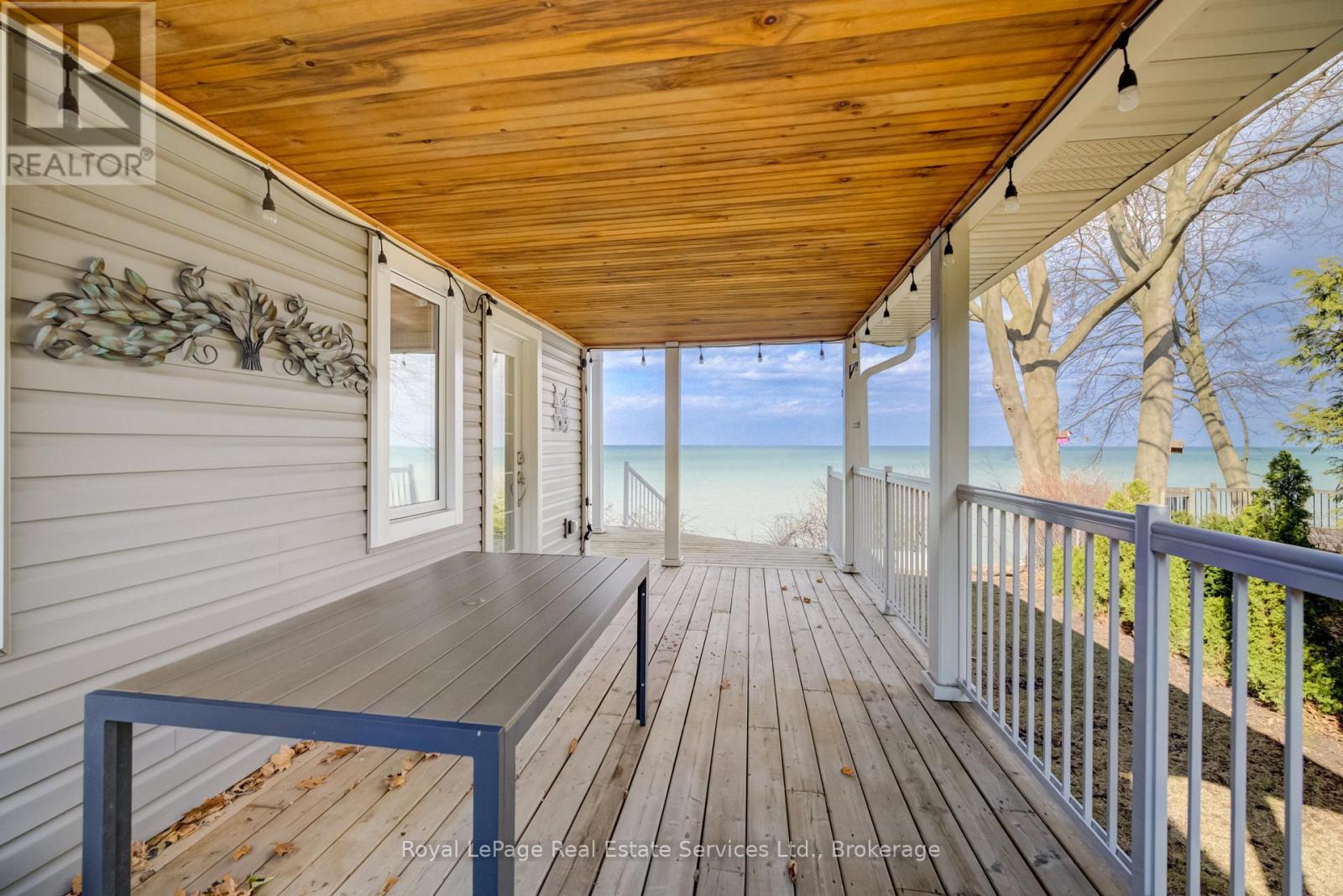 1 Tenth Street, Grimsby, Ontario  L3M 2V2 - Photo 25 - X12919648