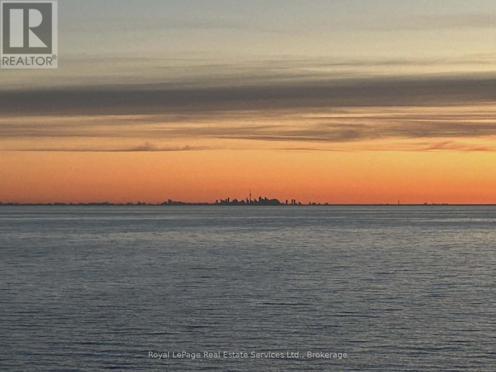 1 Tenth Street, Grimsby, Ontario  L3M 2V2 - Photo 40 - X12919648