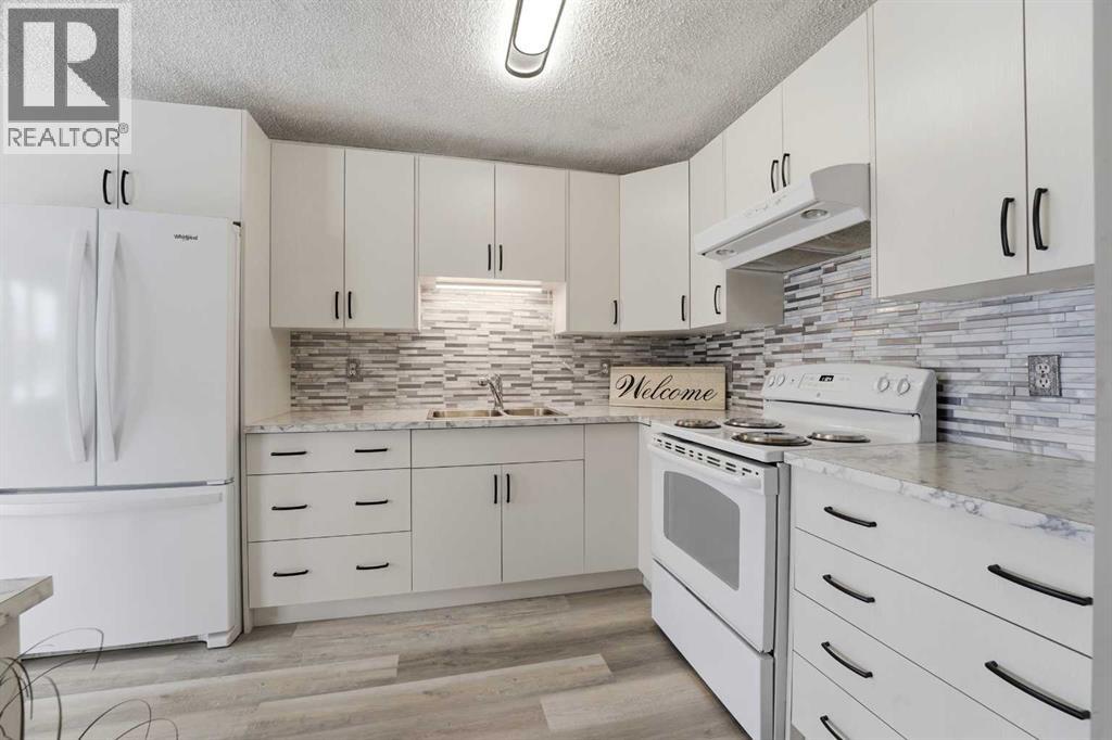 1, 96 Holmes Street, Red Deer, Alberta  T4P 6G6 - Photo 12 - A2288471