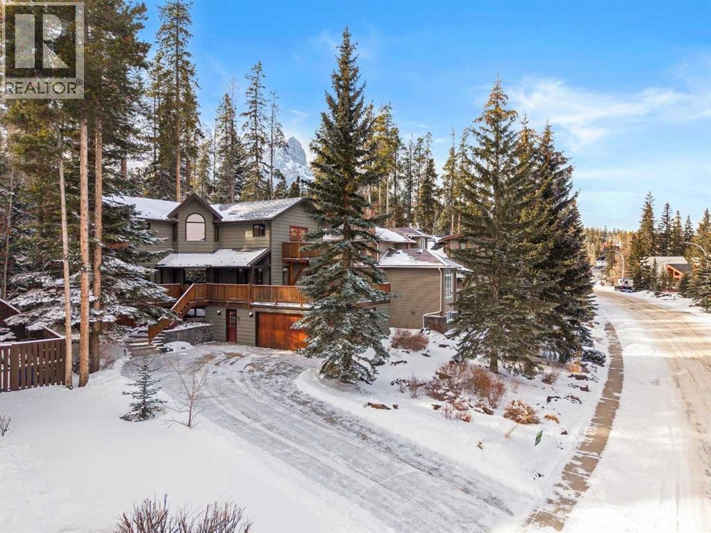 1021 Rundleview Drive, Canmore, Alberta  T1W 2P5 - Photo 2 - A2287316