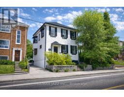 118 EASTWOOD ROAD, Toronto, Ontario