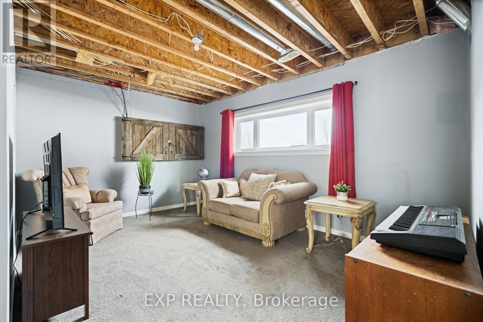 10610 Maple Street, North Dundas, Ontario  K0E 1W0 - Photo 19 - X12922200