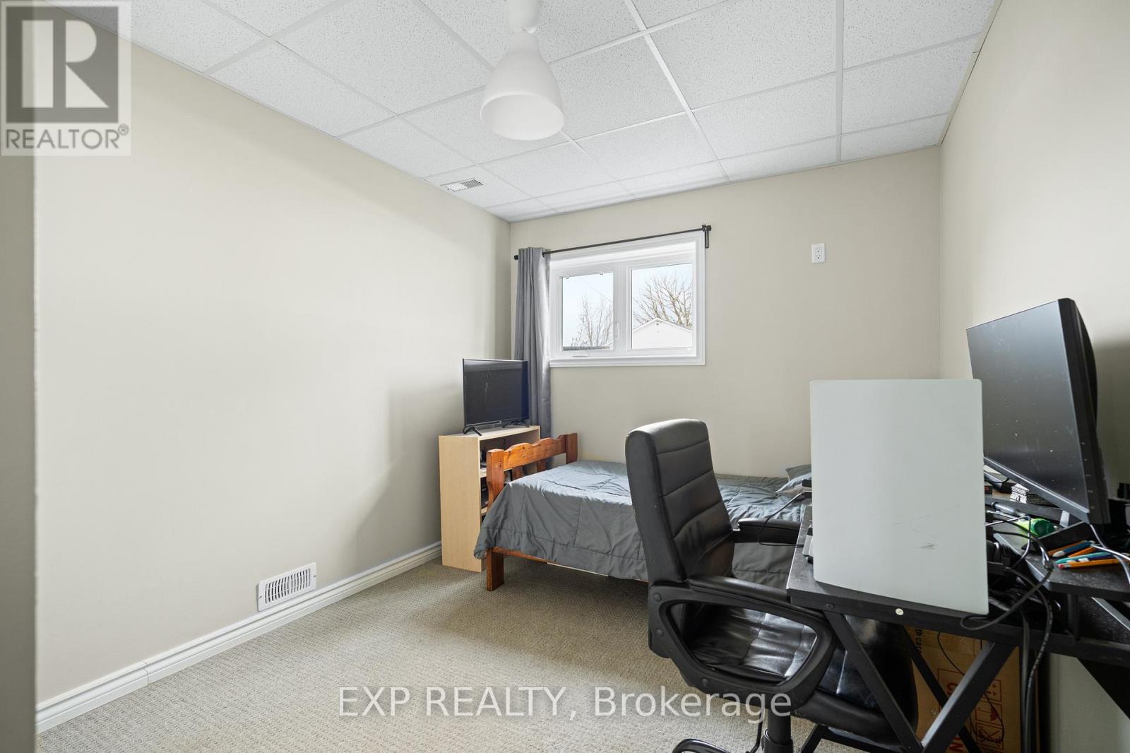 10610 Maple Street, North Dundas, Ontario  K0E 1W0 - Photo 24 - X12922200