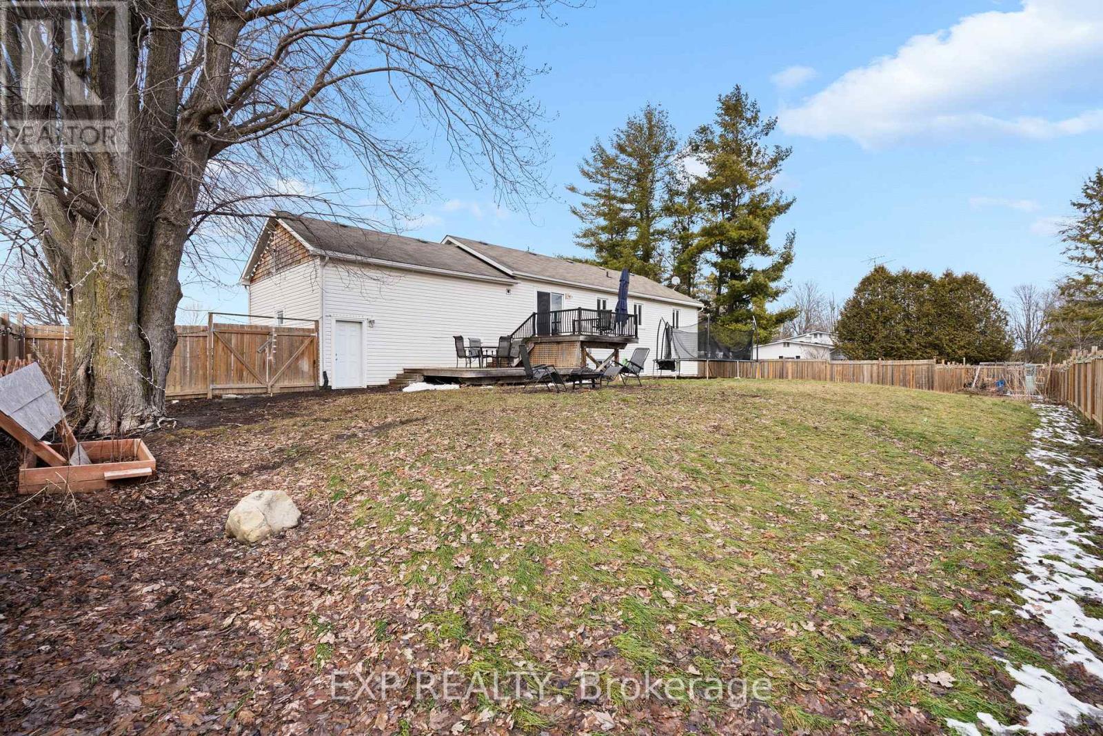 10610 Maple Street, North Dundas, Ontario  K0E 1W0 - Photo 29 - X12922200