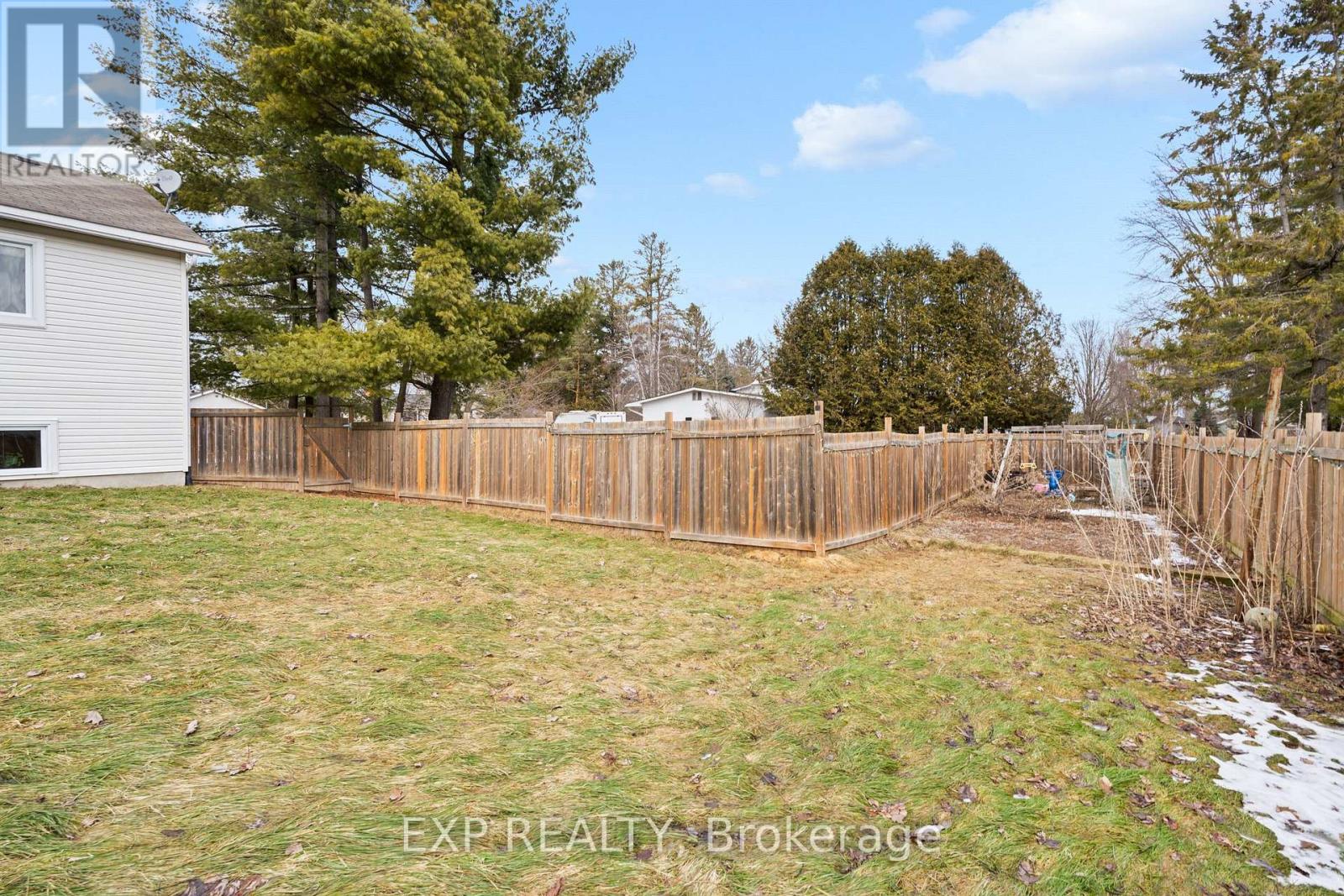 10610 Maple Street, North Dundas, Ontario  K0E 1W0 - Photo 31 - X12922200