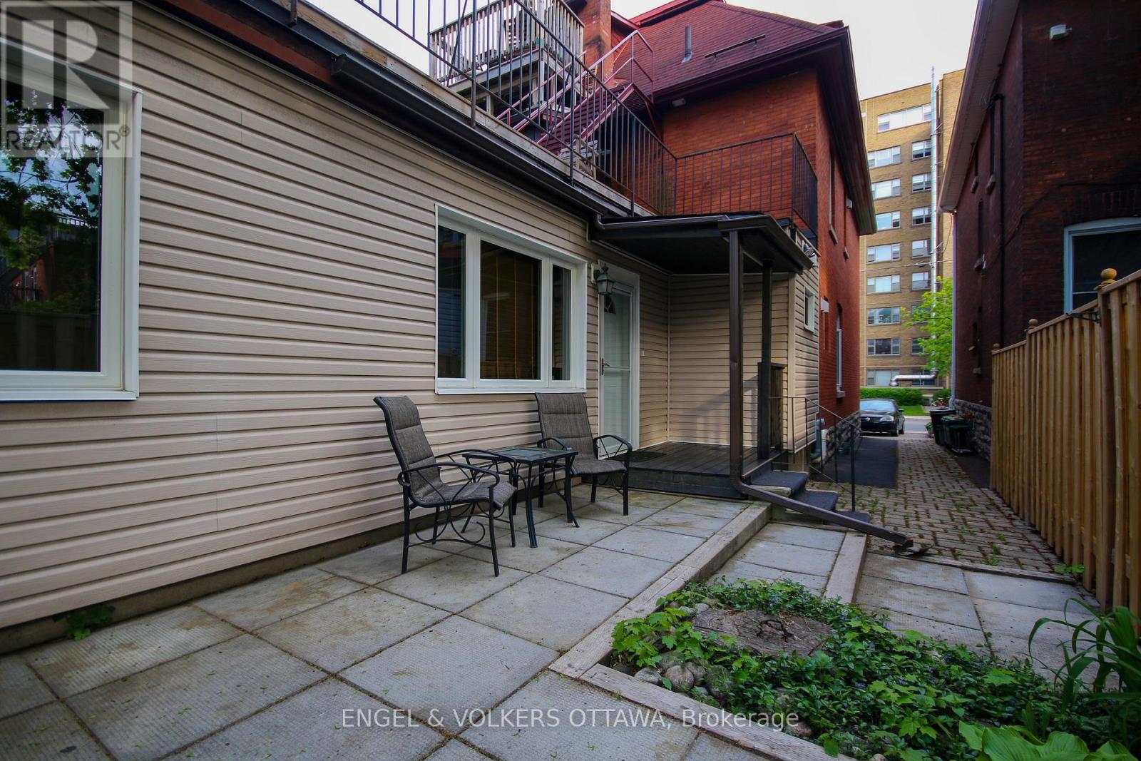 4 - 29 Argyle Avenue, Ottawa, Ontario  K2P 1B3 - Photo 9 - X12922246