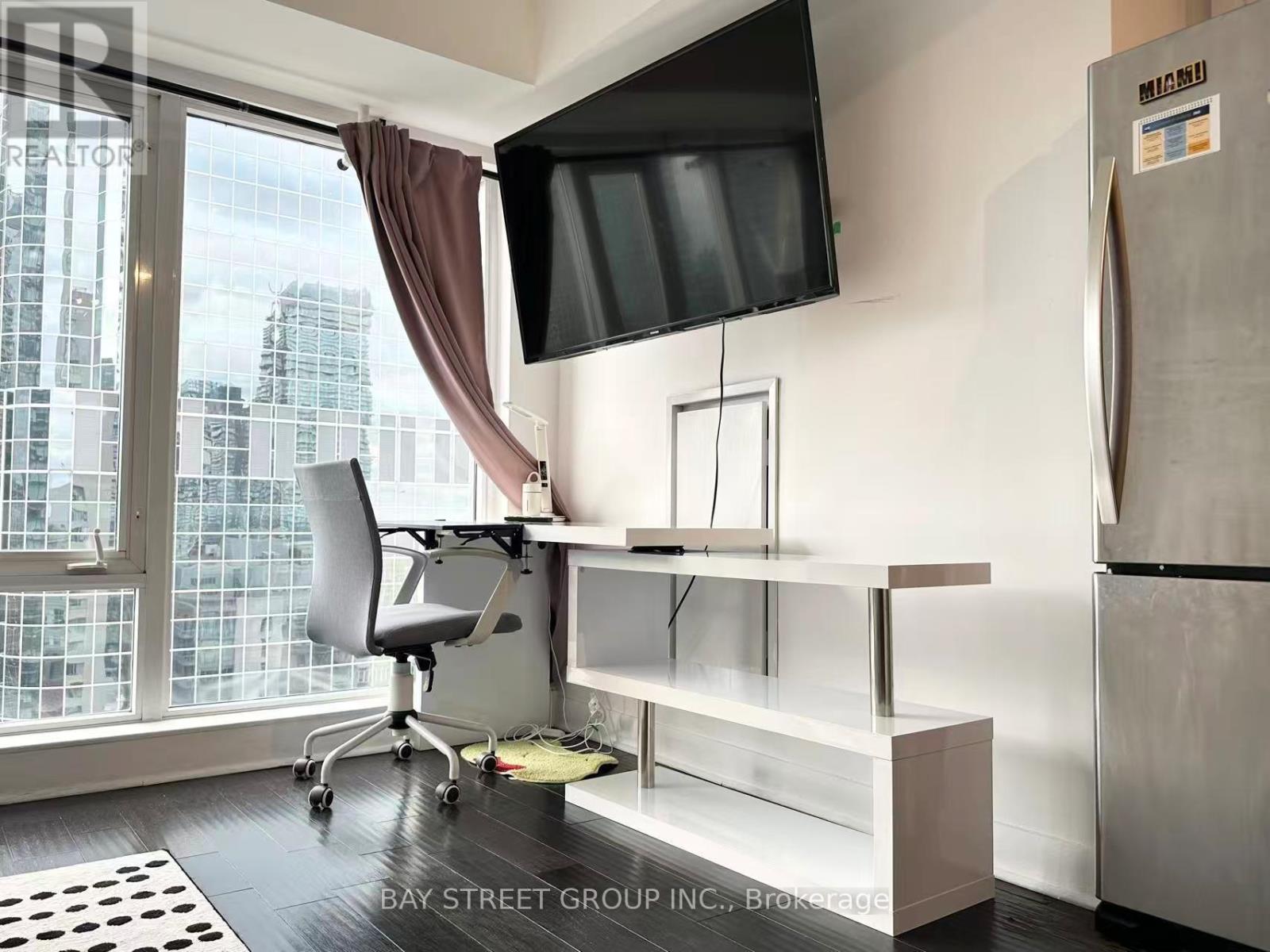 2709 - 210 Victoria Street, Toronto, Ontario  M5B 2R3 - Photo 9 - C12922206