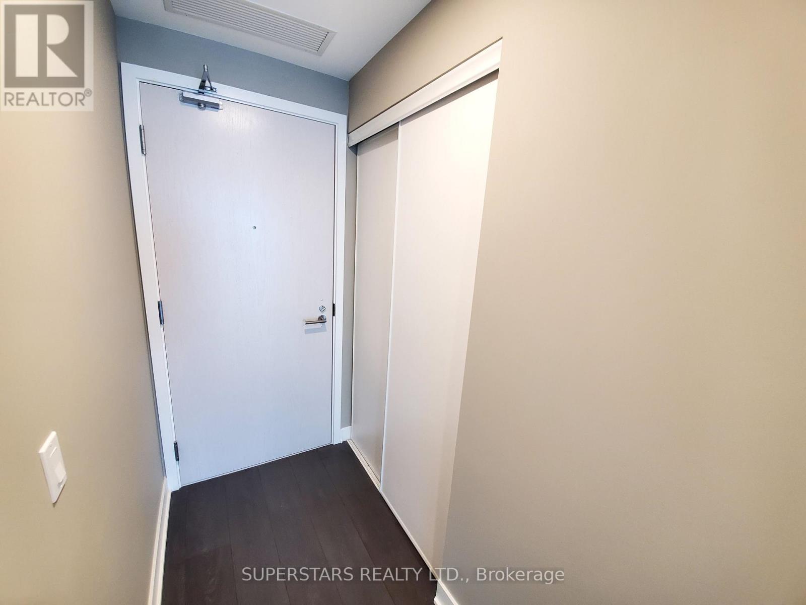 1211 - 115 Blue Jays Way, Toronto, Ontario  M5V 0N4 - Photo 2 - C12922264