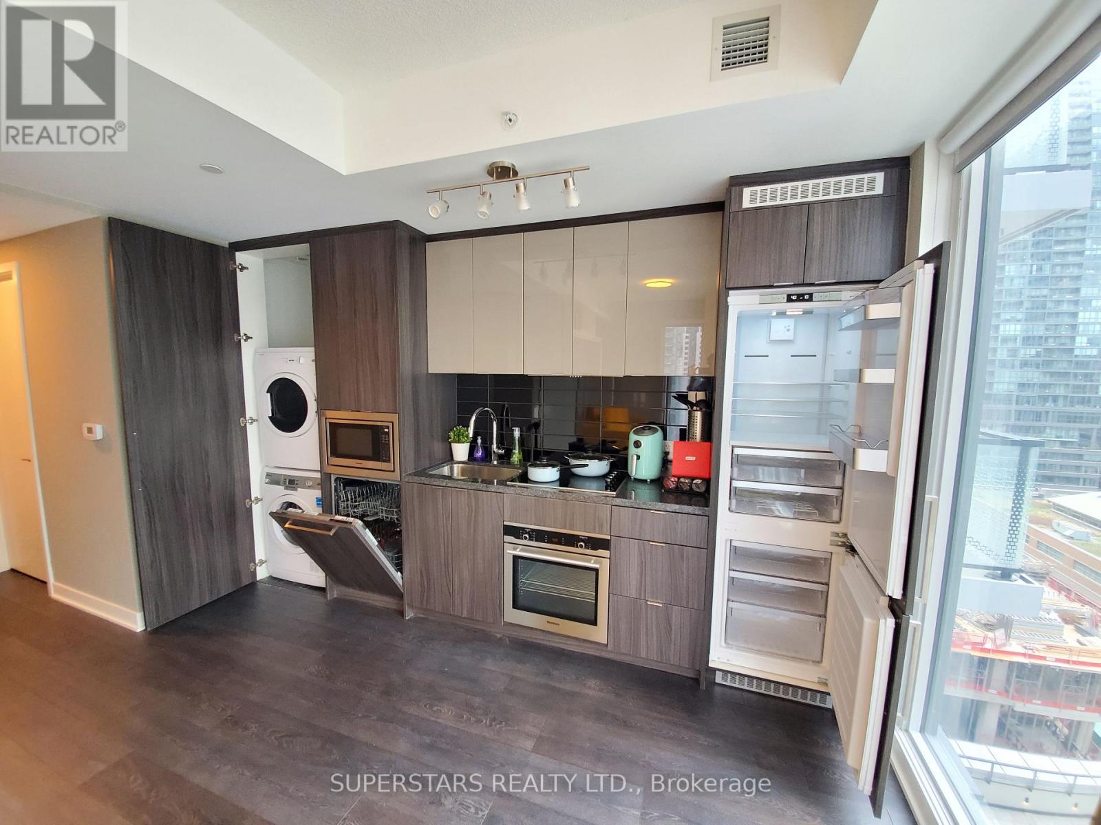 1211 - 115 Blue Jays Way, Toronto, Ontario  M5V 0N4 - Photo 6 - C12922264