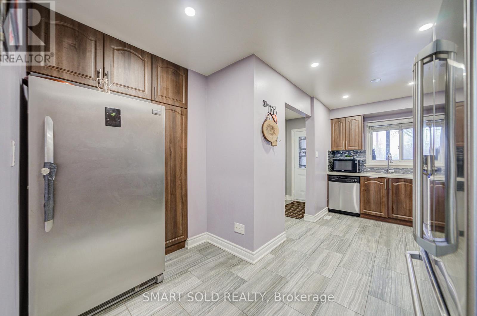 43 Mammoth Hall Trail, Toronto, Ontario  M1B 1P5 - Photo 22 - E12922212