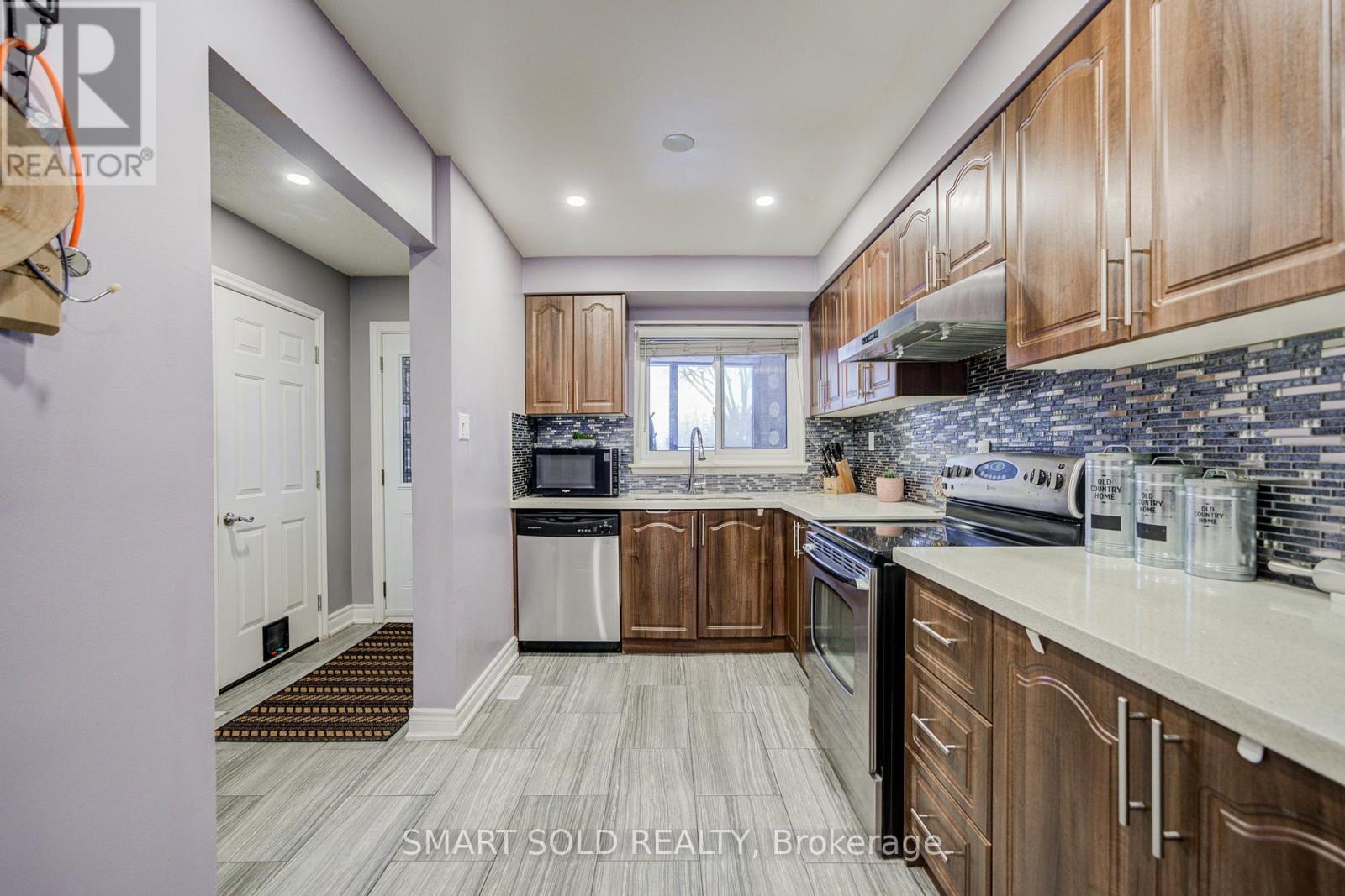 43 Mammoth Hall Trail, Toronto, Ontario  M1B 1P5 - Photo 23 - E12922212